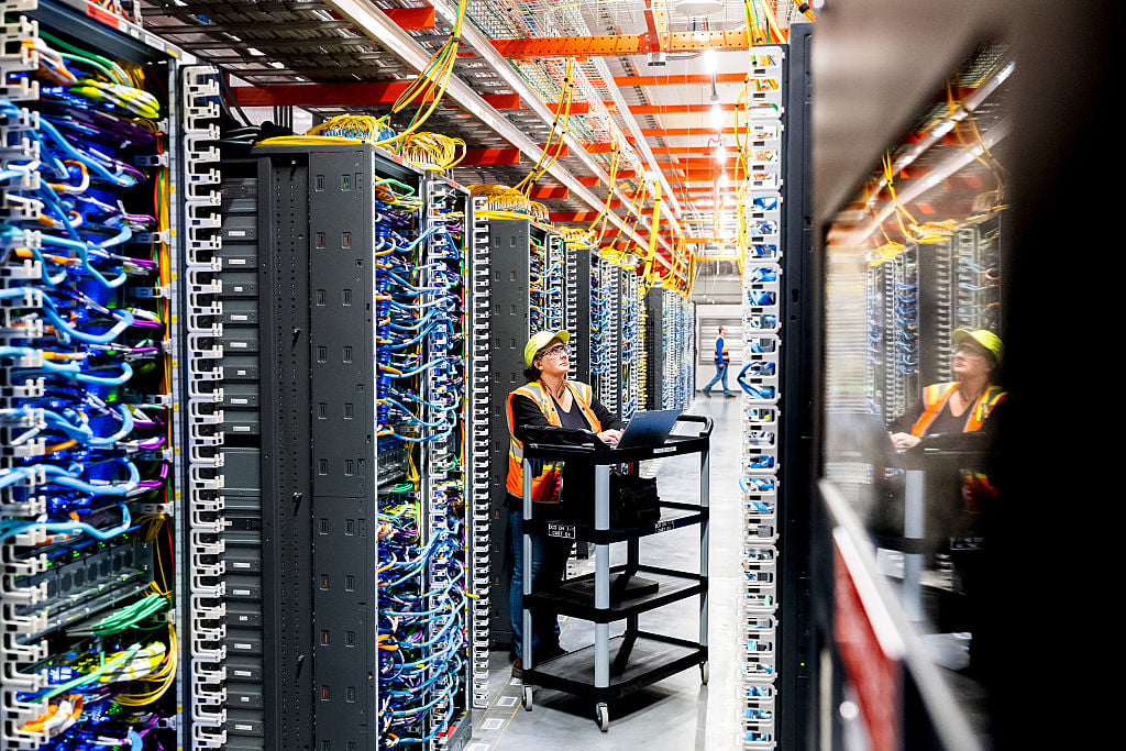 Amazon Invests $1B in Community College Programs