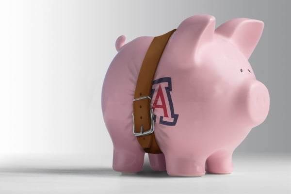 Os problemas orçamentários do Arizona ainda são grandes um ano depois