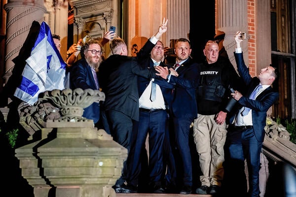 Trump Antisemitismo Força -Tarefa elogia Yale Protesto Recrutamento