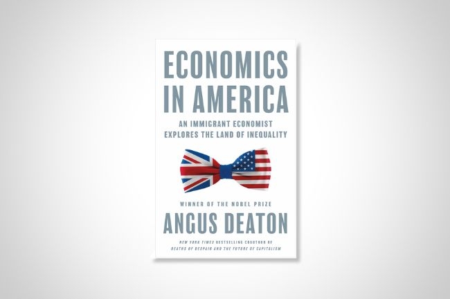 The cover of Economics in America by Angus Deaton