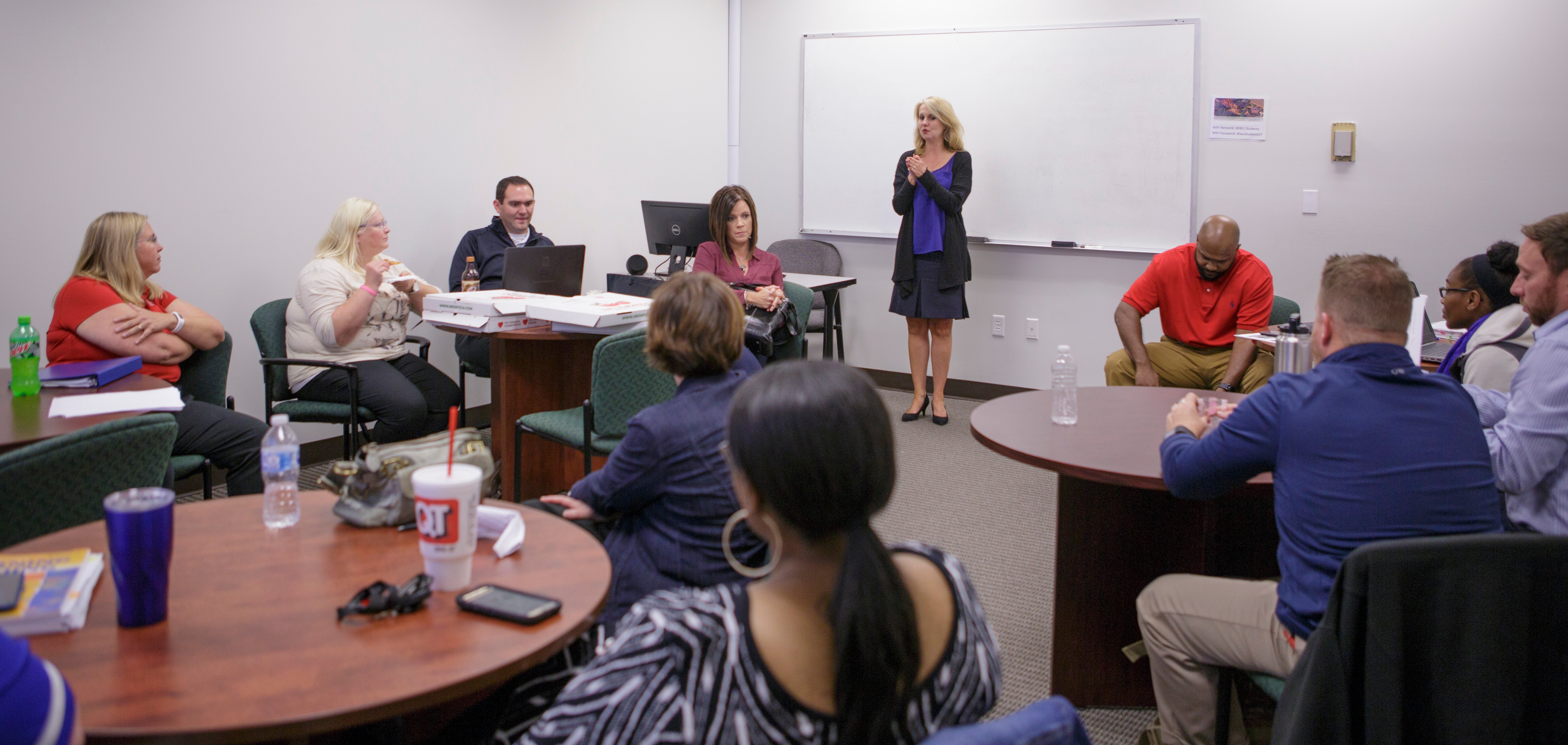 A William Woods professor teaches a cohort class off campus / Courtesy of William Woods University