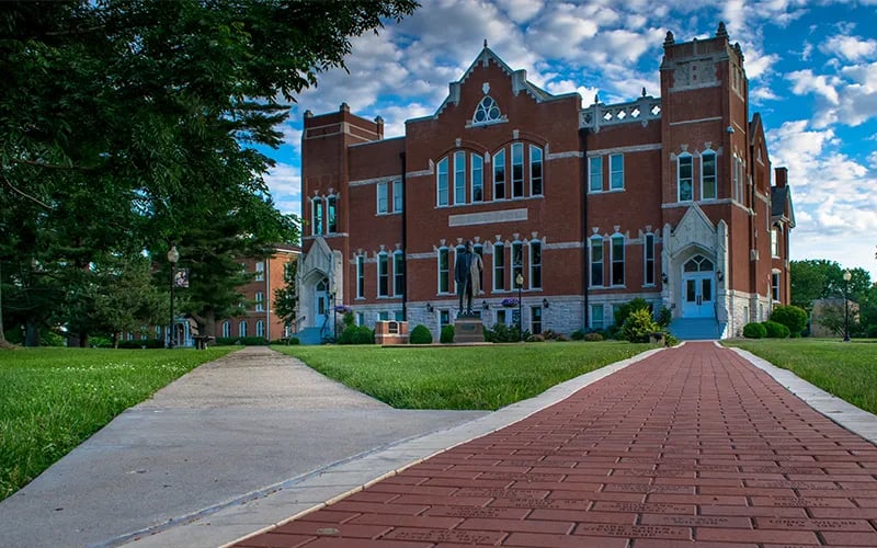 Iowa Wesleyan University announces closure