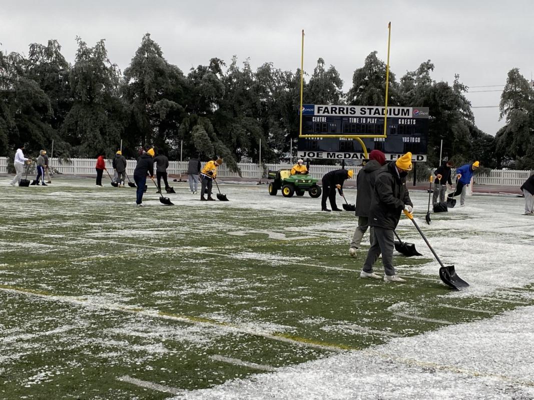 Colleges And Universities Shiver Through Dangerous Conditions As Record Winter Weather Sweeps Across Central And Southern U S